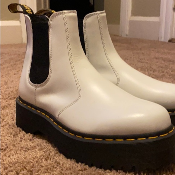 dr martens white chelsea platform